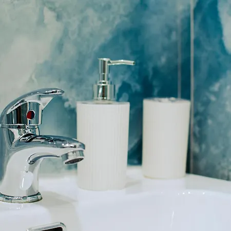 La Reggia Della Duchesca 3* Neapel