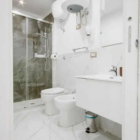 La Reggia Della Duchesca 招待所 3*