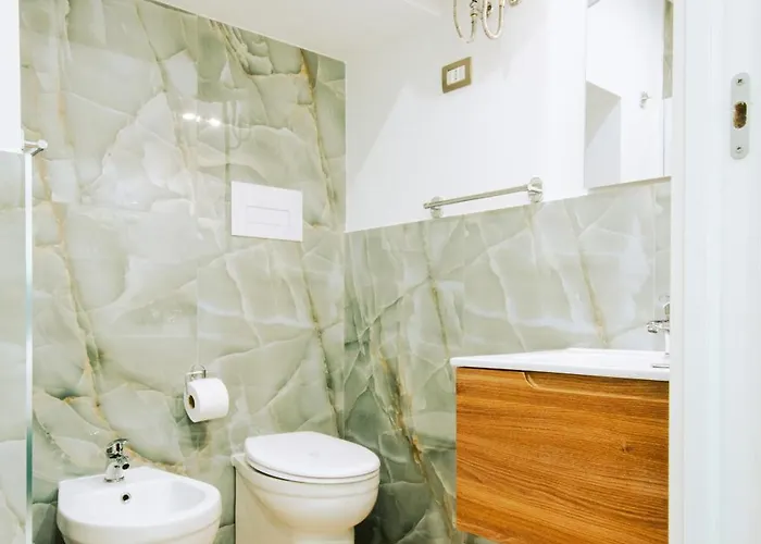 La Reggia Della Duchesca 게스트하우스 나폴리